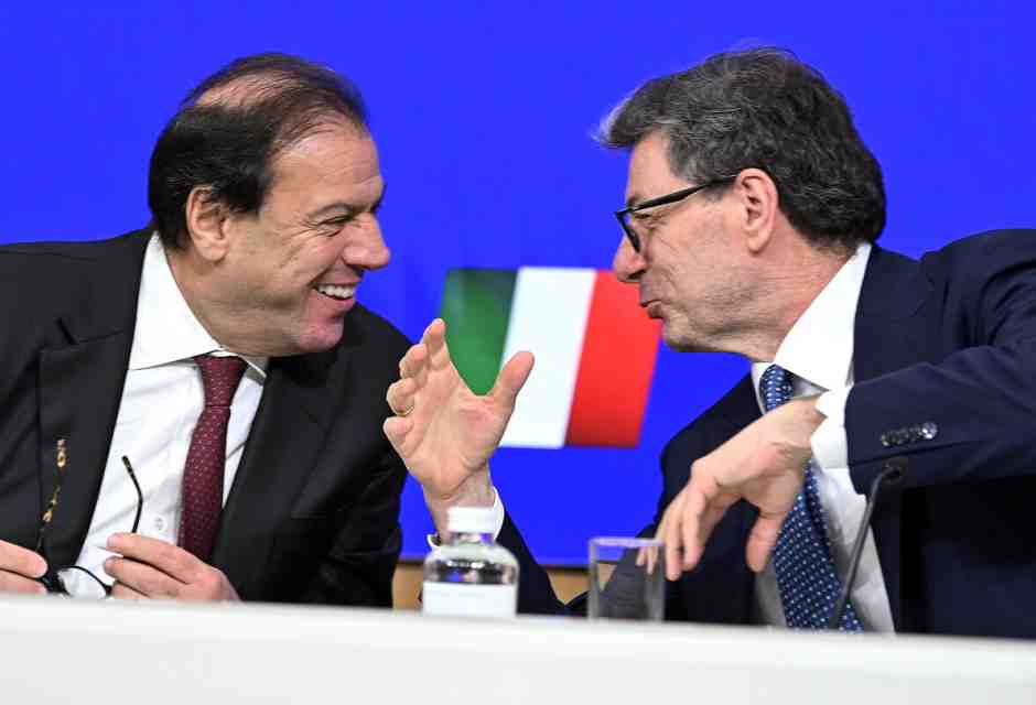 Ecco come è andata tra Meloni, Giorgetti e Leo sul redditometro