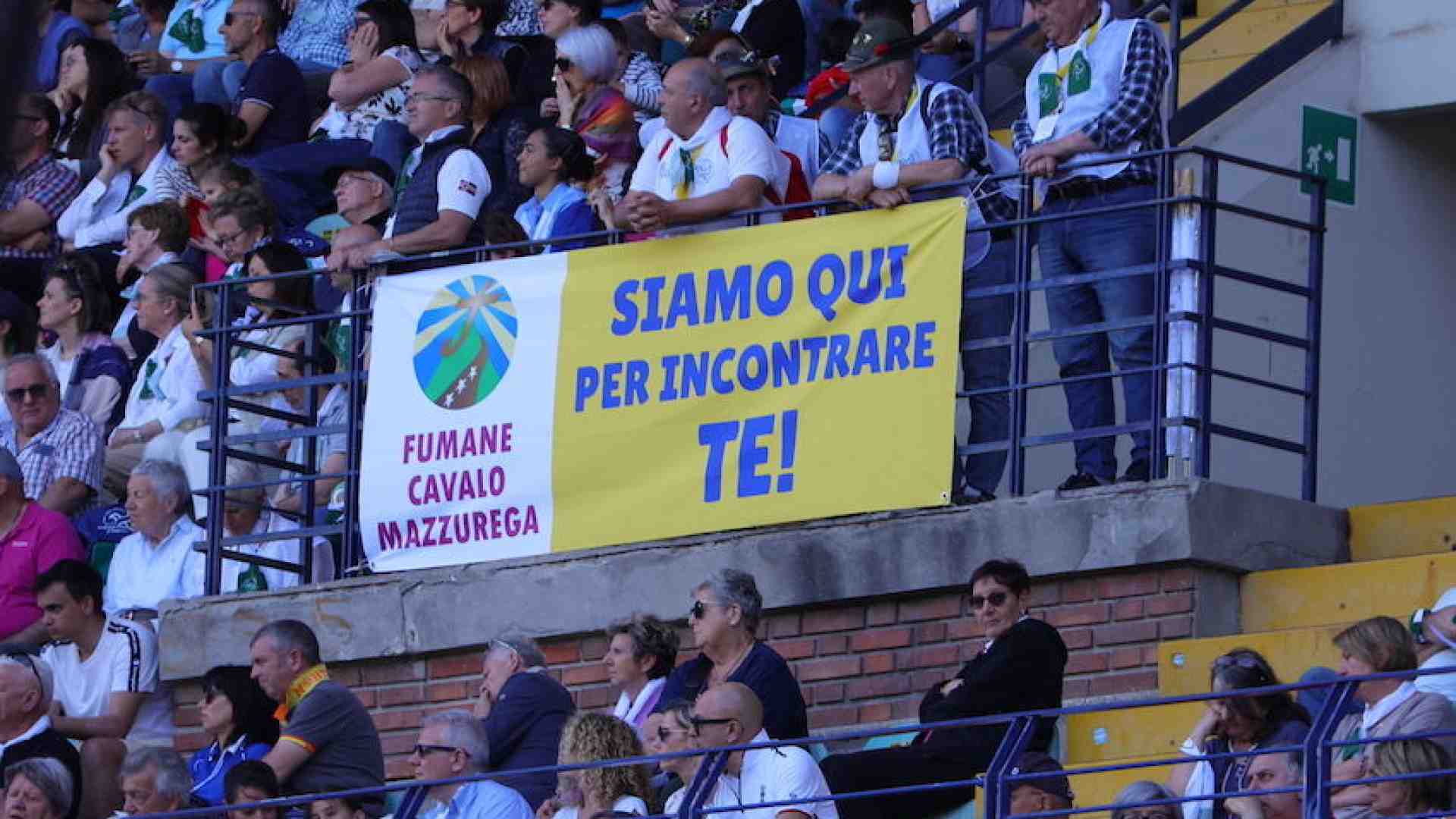Immagine di Il passaggio del Papa risveglia la fede della gente