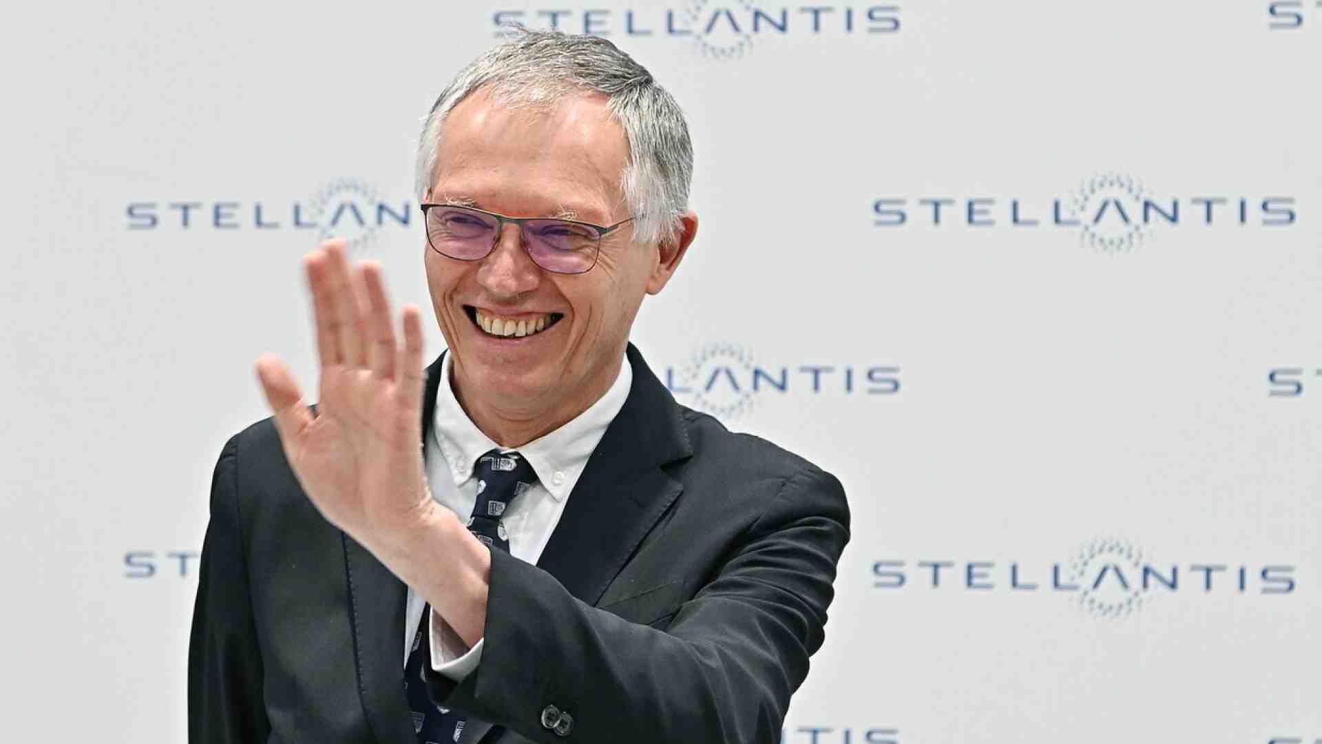 Immagine di I danni prodotti dal nazionalismo del governo su Stellantis e le auto