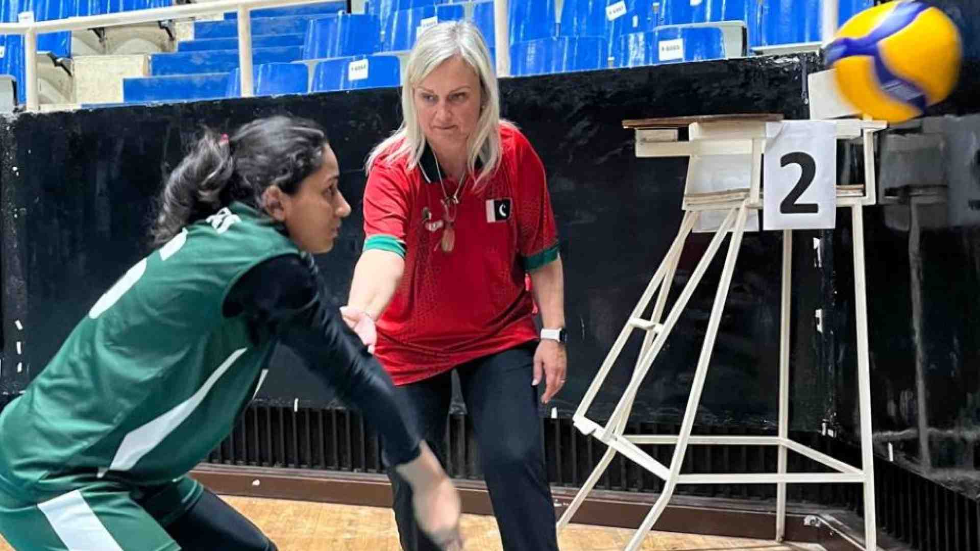 Immagine di Alessandra Campedelli: «Il volley fa sognare le donne pachistane»