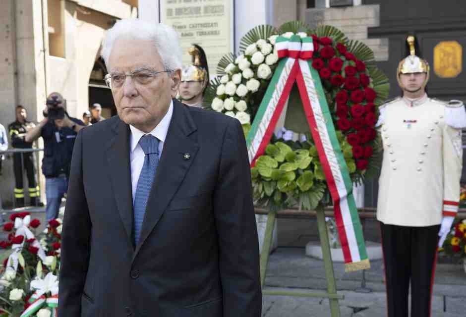  Sergio Mattarella a Piazza della Loggia a Brescia - foto Ansa