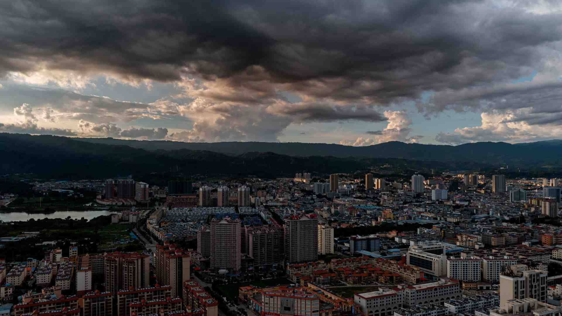 Immagine di Viaggio a Ruili, una delle scam city cinesi patria di truffe e criminalità online