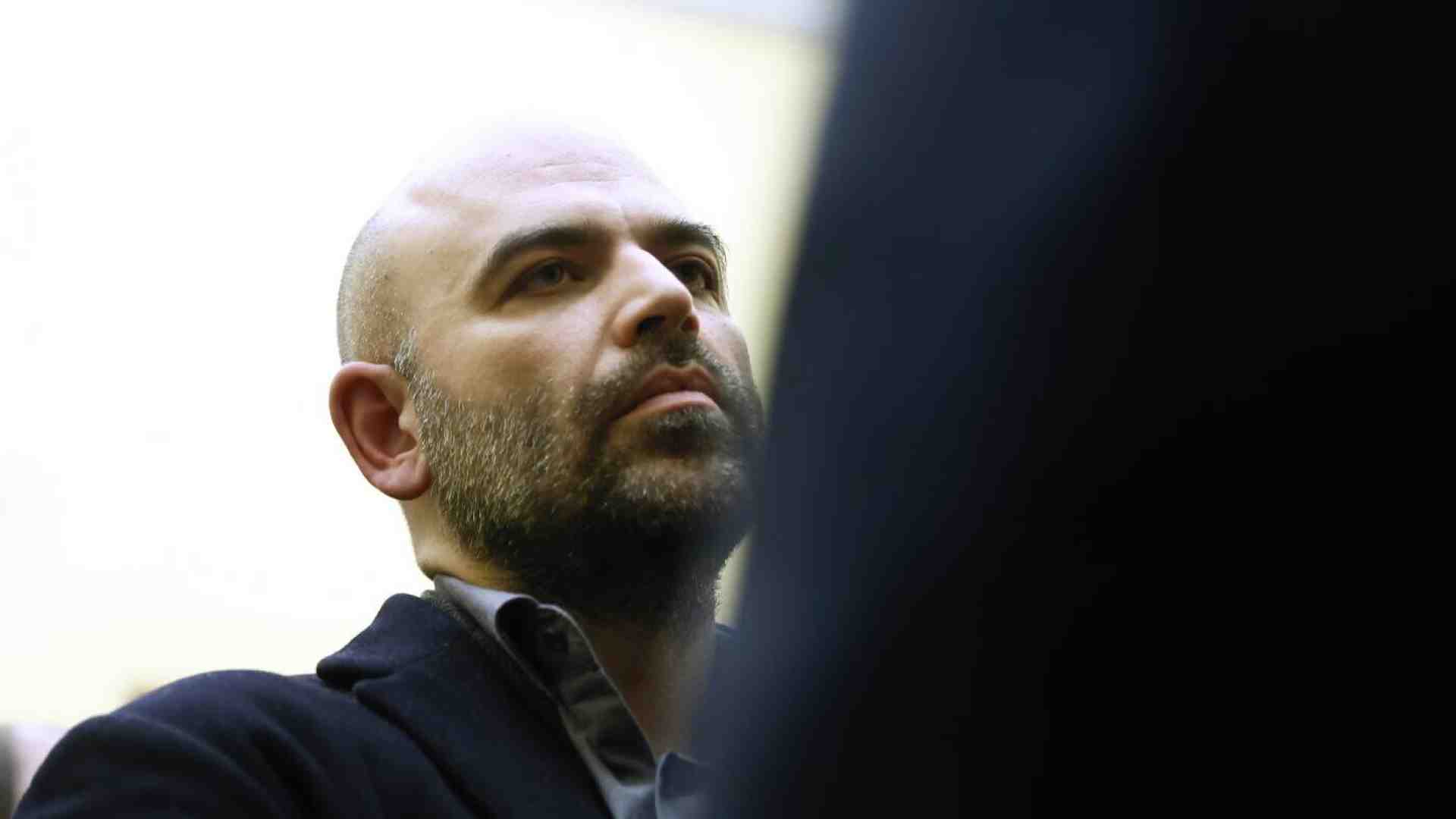 Immagine di Saviano “censurato” dal regime? Sono stati i suoi editori a scegliere di non portarlo a Francoforte