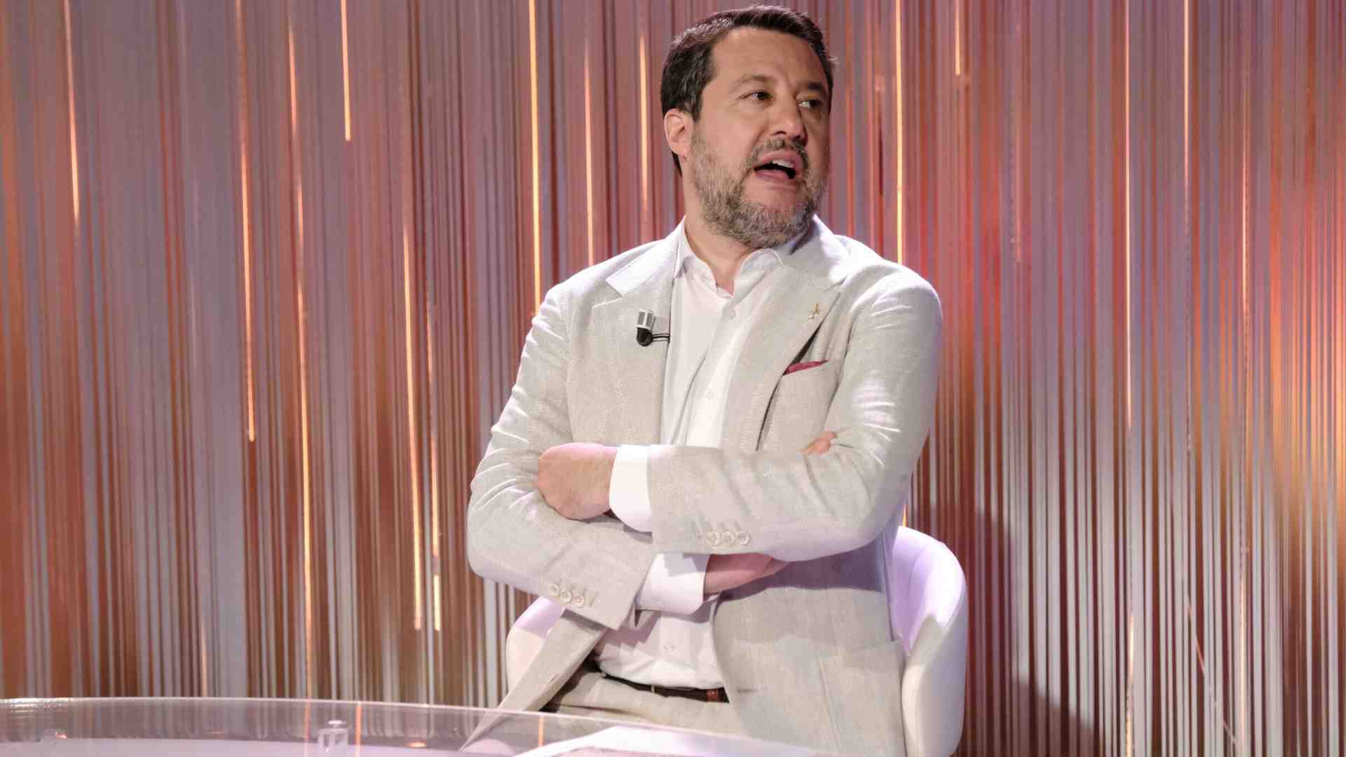 Immagine di Sul Pnrr, Salvini si corregge e fa una mossa che piacerà al sud