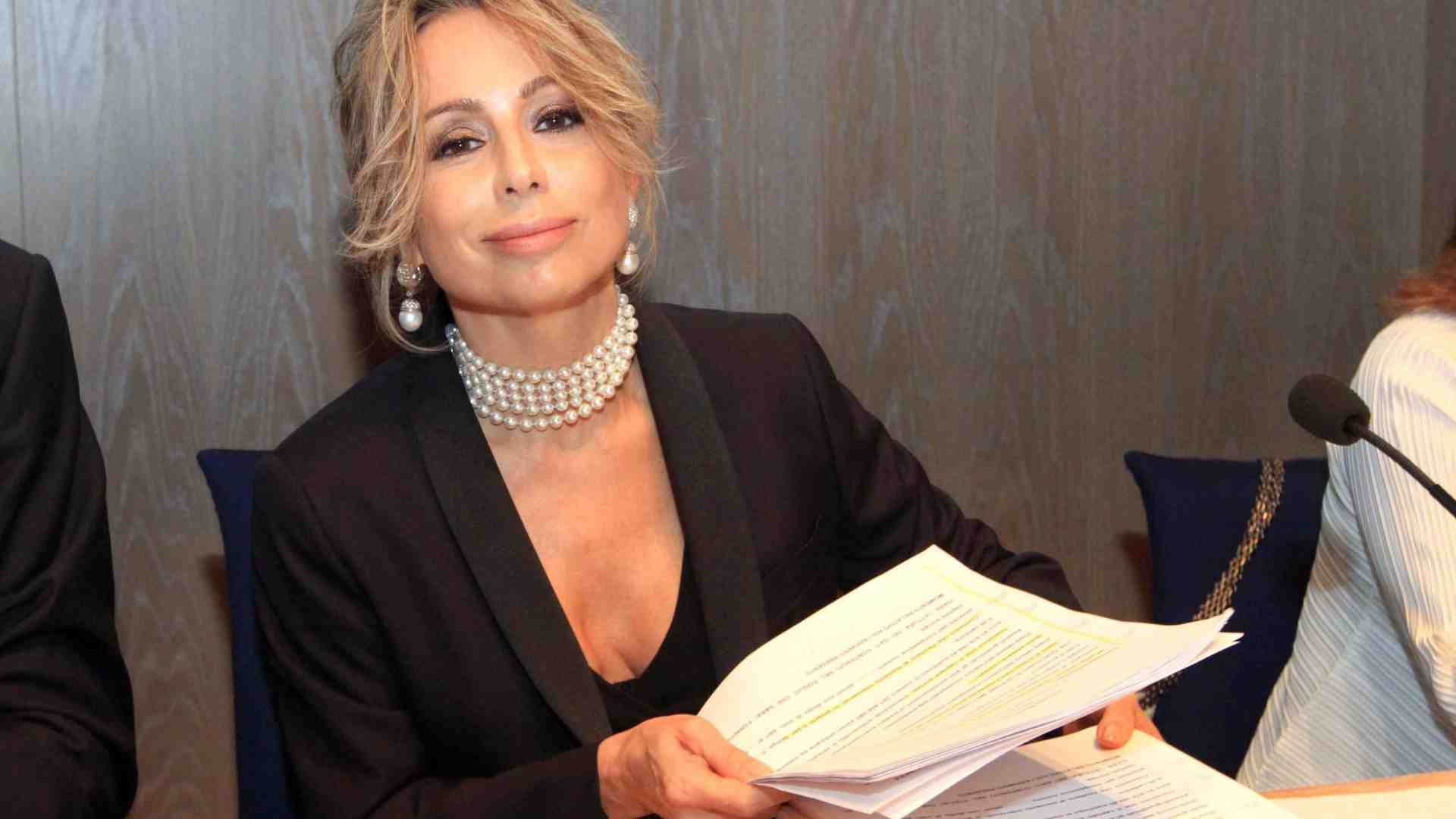 Immagine di Marina Berlusconi Cavaliere del Lavoro come Silvio