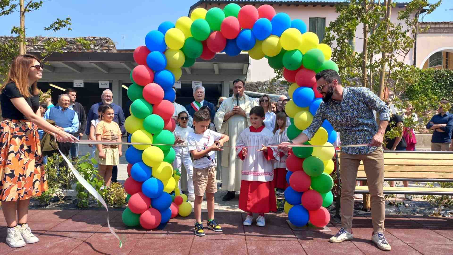 Immagine di Riqualificati e inaugurati gli spazi esterni dell’oratorio di Lonato