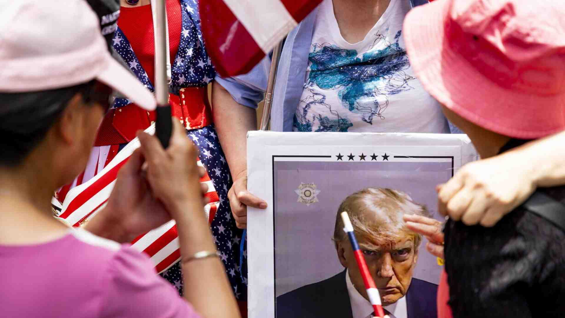 Immagine di Trump condannato, 34 volte colpevole