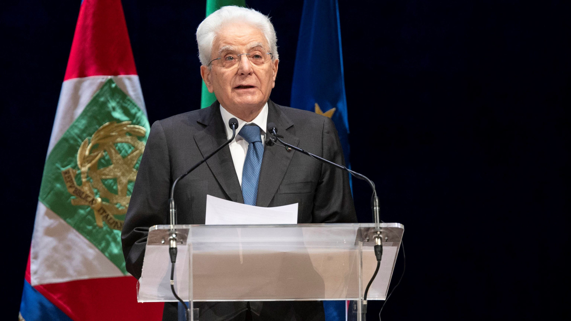 Immagine di Mattarella, 2 giugno «europeo»: Italia per la pace, ma «senza baratti»