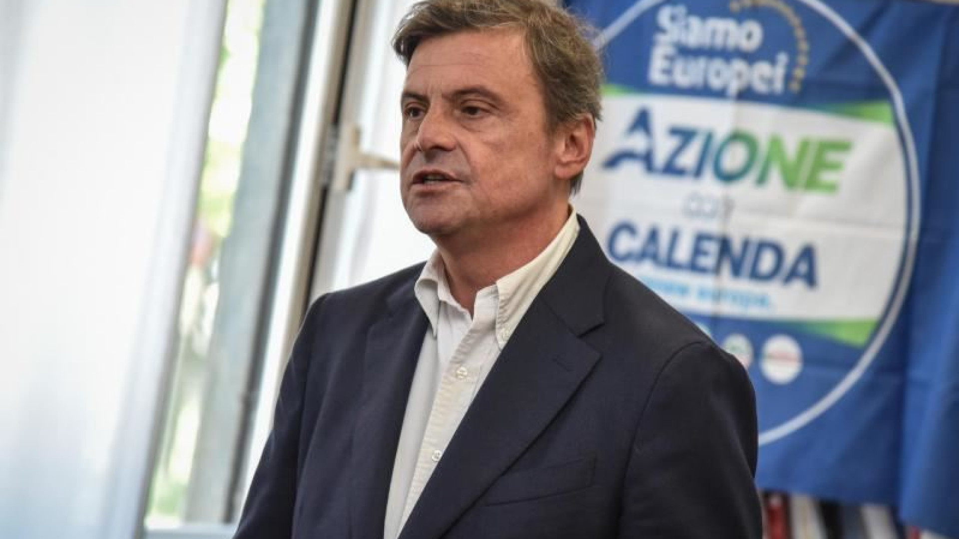 Immagine di Calenda: «Meloni inadatta, spacca l'Italia. Aiuto a Kiev ma Macron sbaglia»