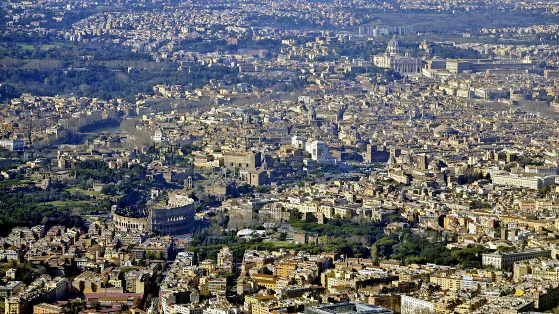 Immagine di Milano piange, Roma per una volta ride