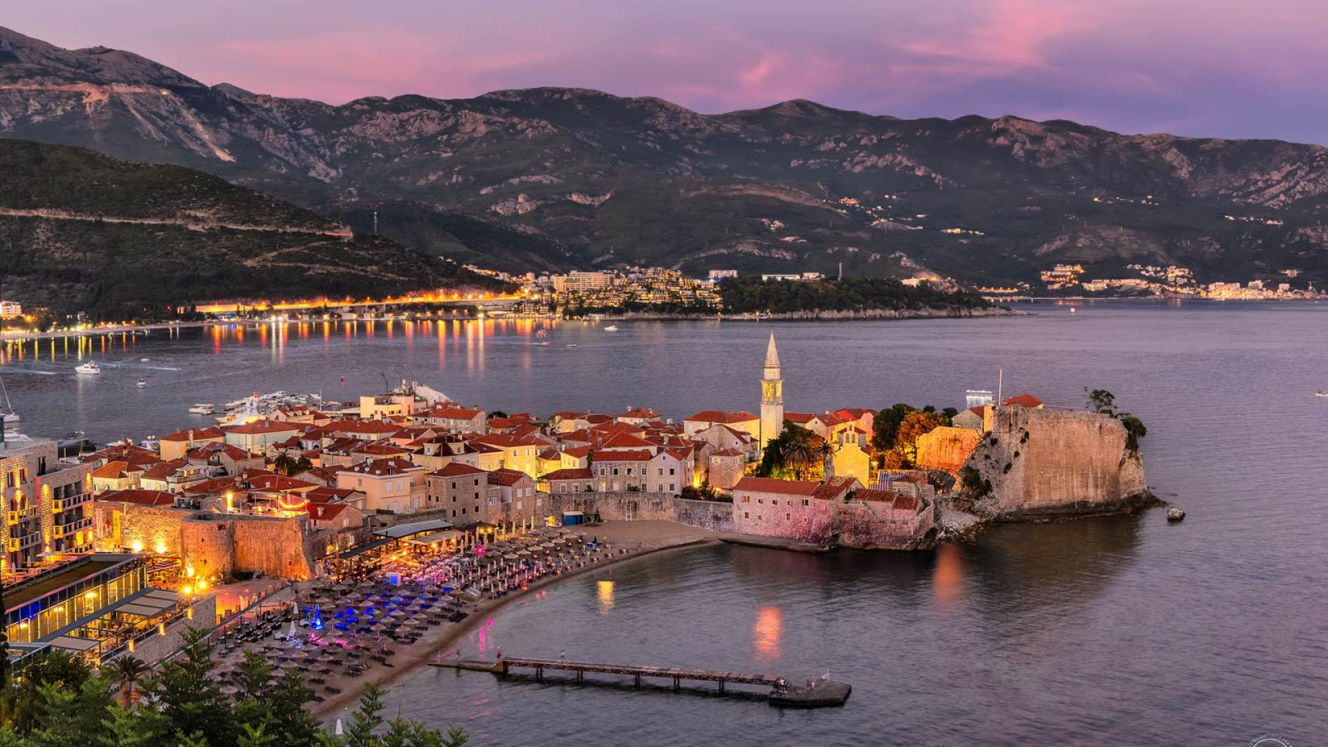 Immagine di Così giovane, così antico: lo spettacolo del Montenegro