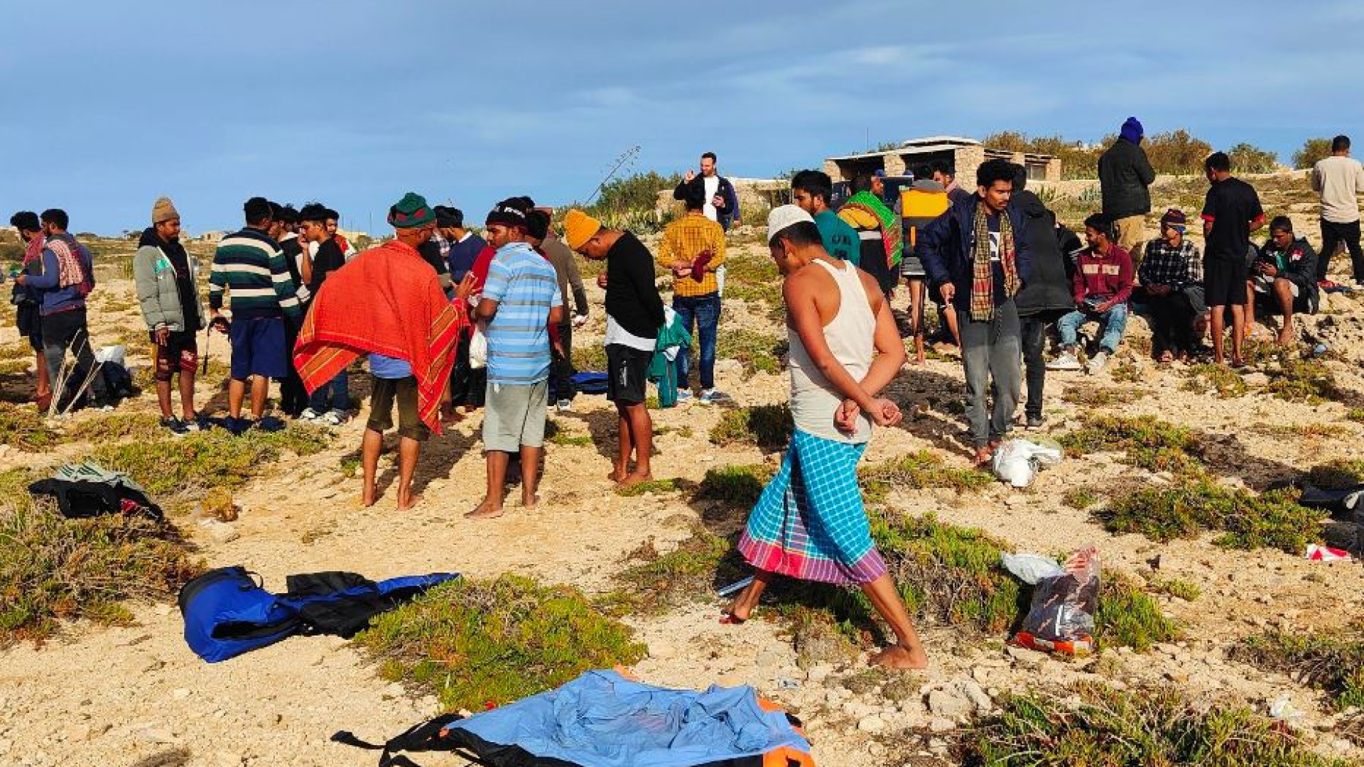 Immagine di Migranti, Meloni: «Sul decreto flussi numeri anomali»
