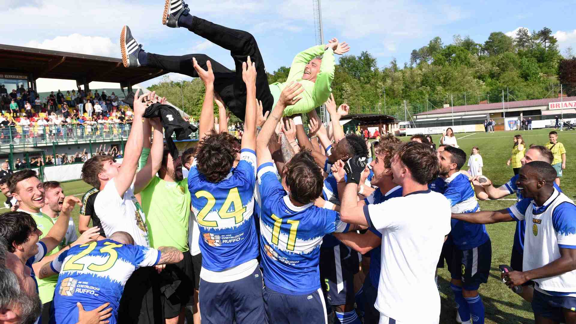 Immagine di Il Caldiero dei miracoli conquista la Serie C