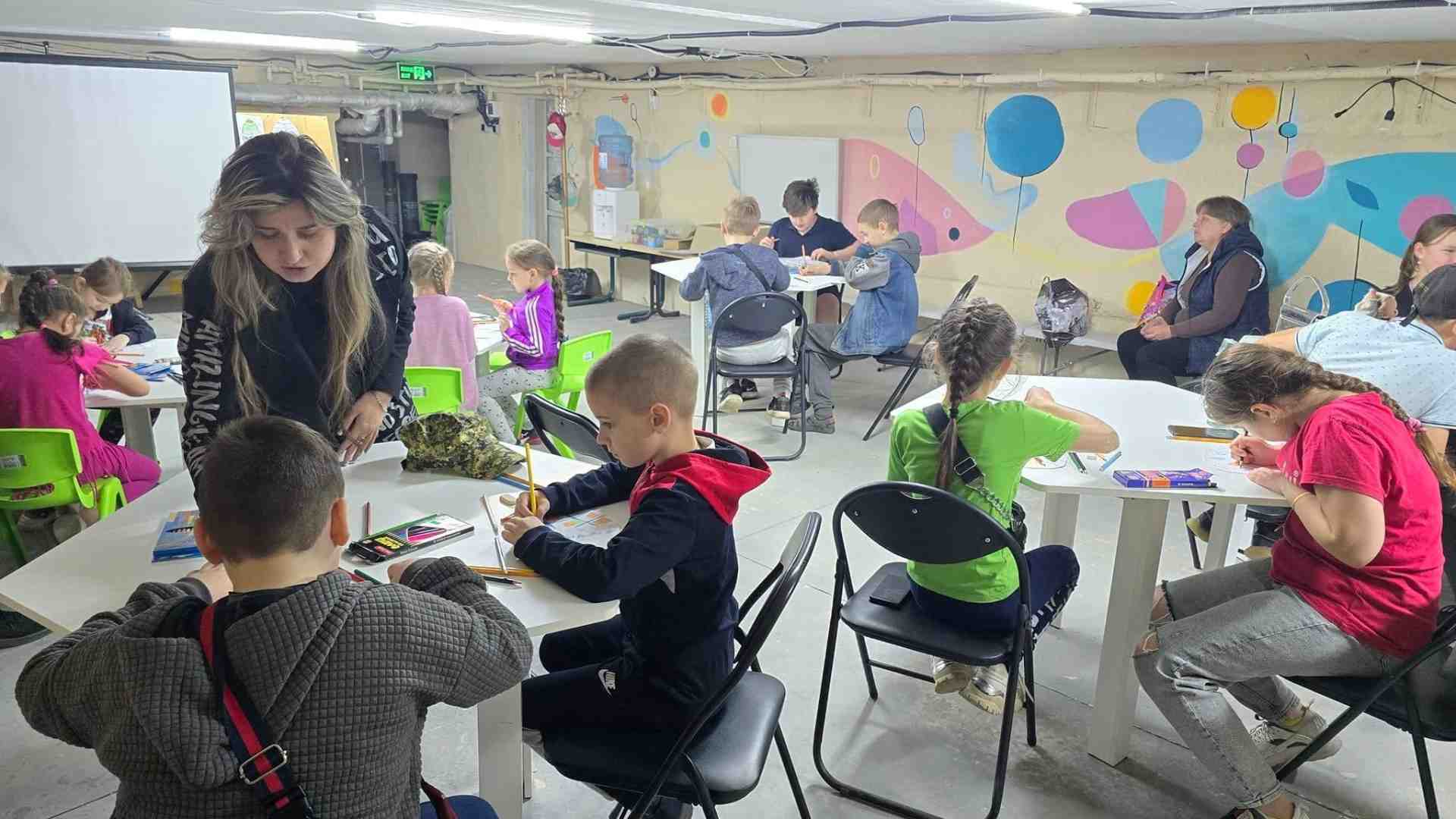 Immagine di A Kherson la scuola delle catacombe. Putin minaccia: missili contro la Nato