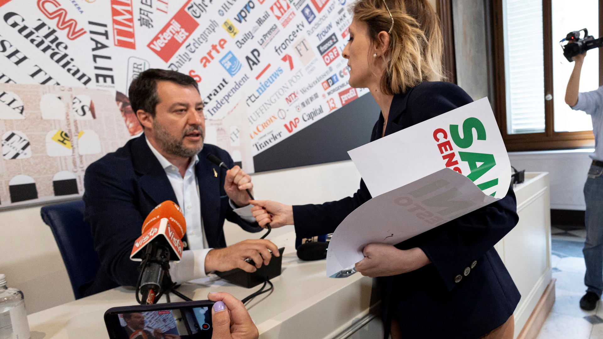 Immagine di Salvini conferma l'appoggio a Trump, presto un incontro