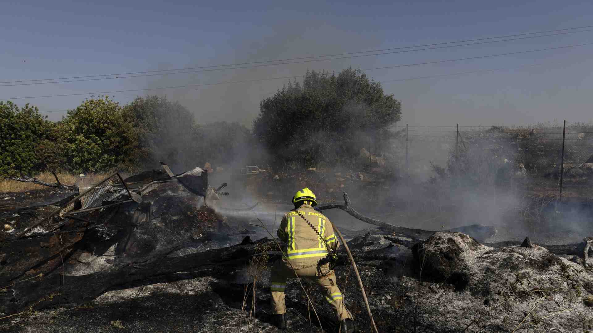Immagine di Il nord di Israele brucia e la colpa è di Hezbollah