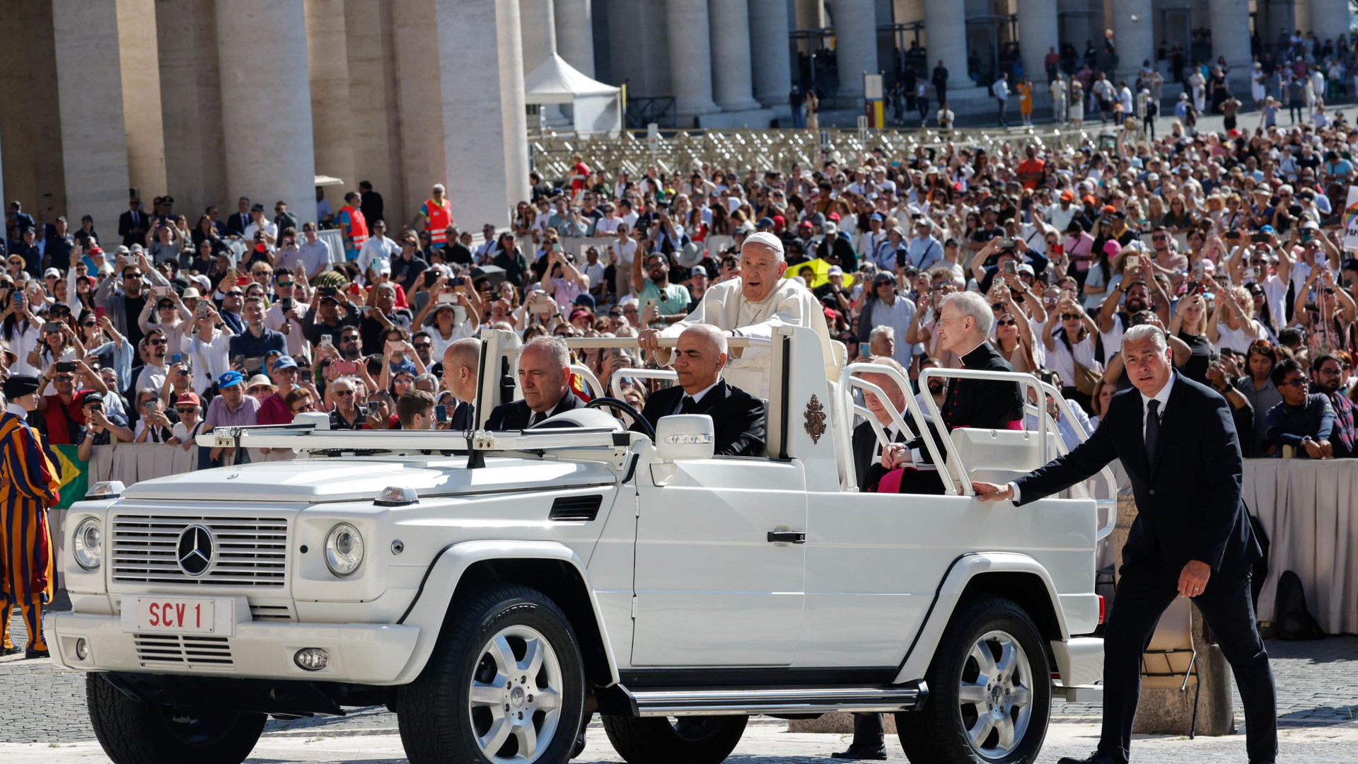 Immagine di Il Papa invoca la pace e parla della libertà dello Spirito Santo