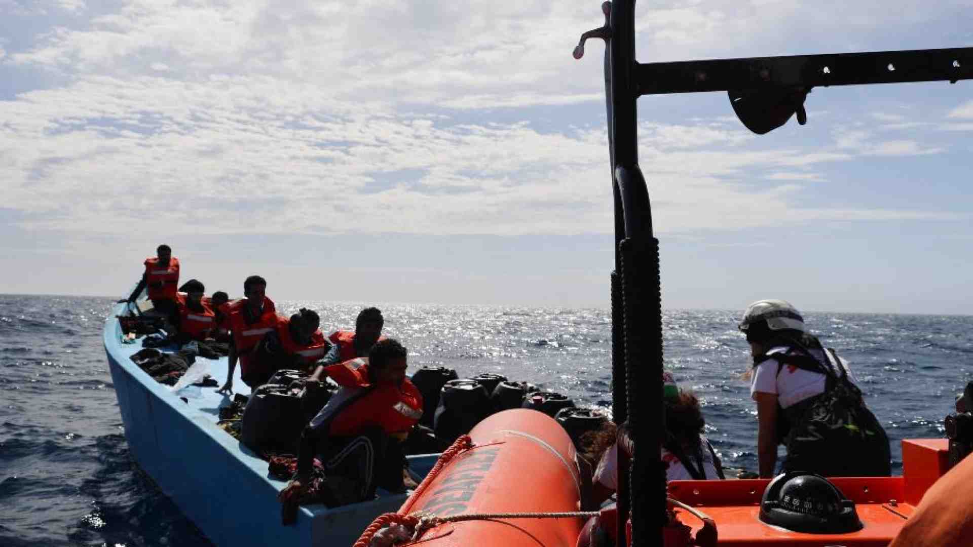 Immagine di Recuperati 11 cadaveri. "Non portateli a Lampedusa"