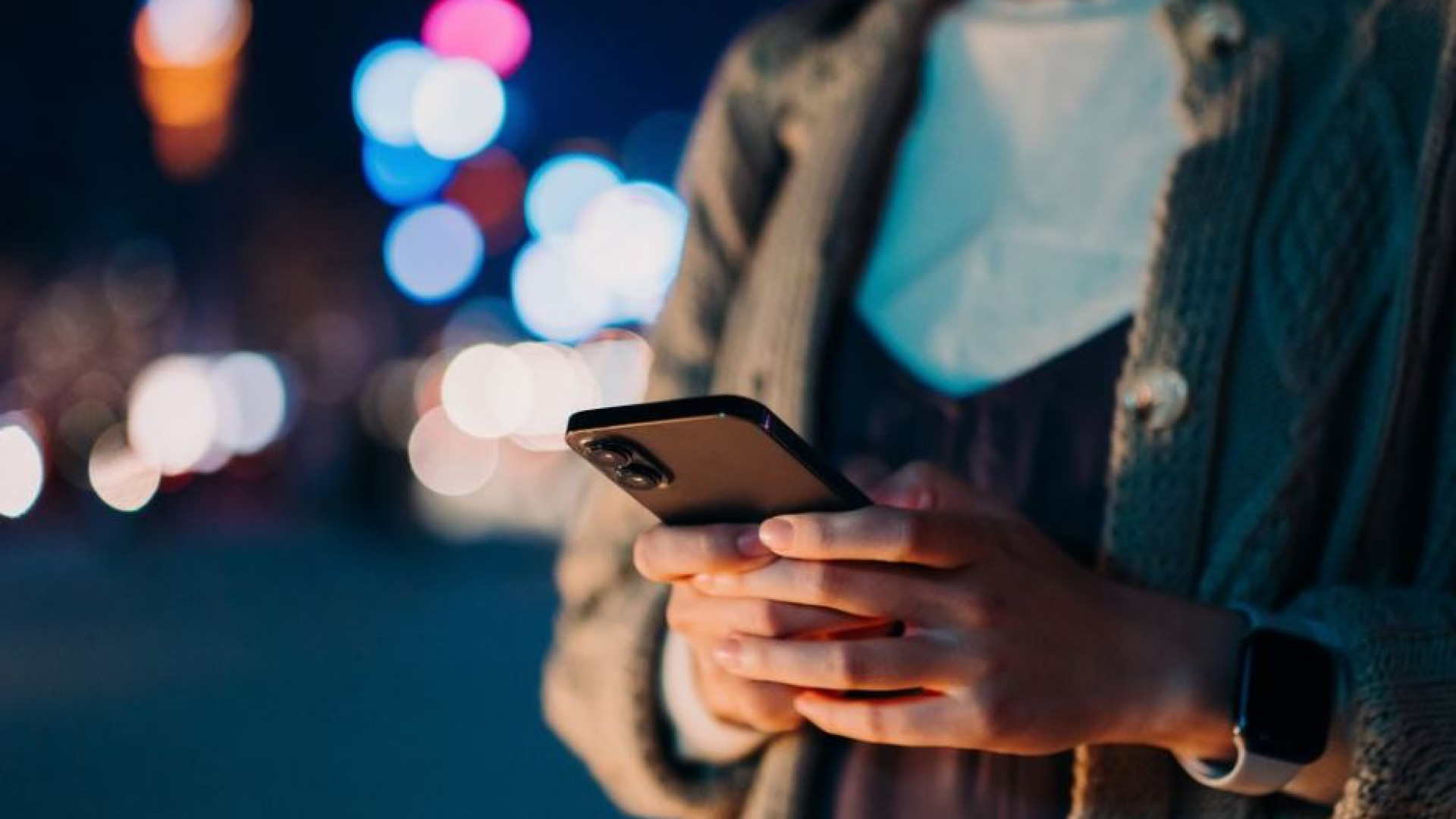 Immagine di «Pretende di controllarmi lo smartphone. Che male c'è?»