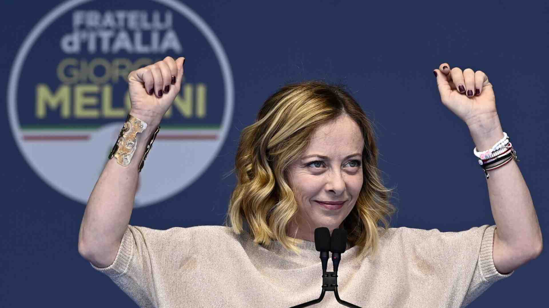 Immagine di Se si votasse su Facebook Fratelli d'Italia vincerebbe le elezioni europee