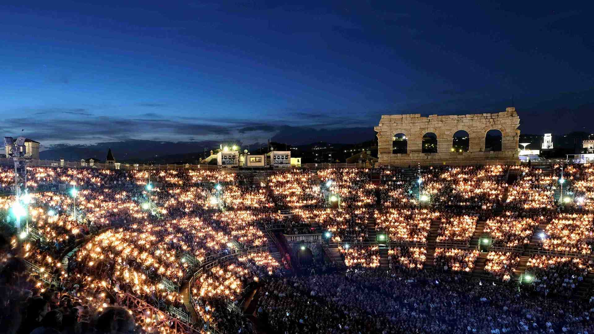 Immagine di Al via il secondo centenario del festival lirico in Arena