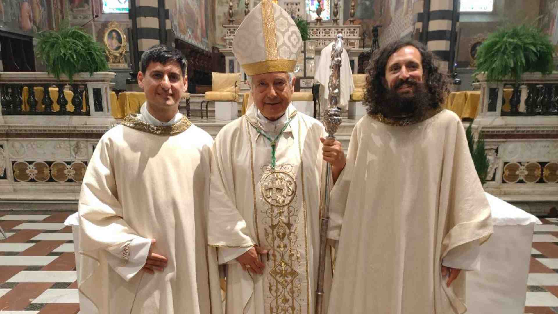 Immagine di Il chitarrista punk e il carabiniere diventano preti: «Perché questa scelta»