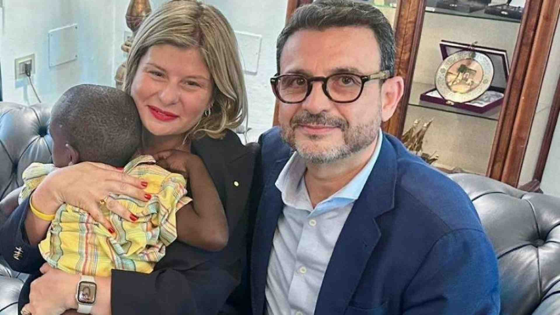 Immagine di Arrivati 10 bambini adottivi dall'inferno di Haiti: l'attesa dei genitori