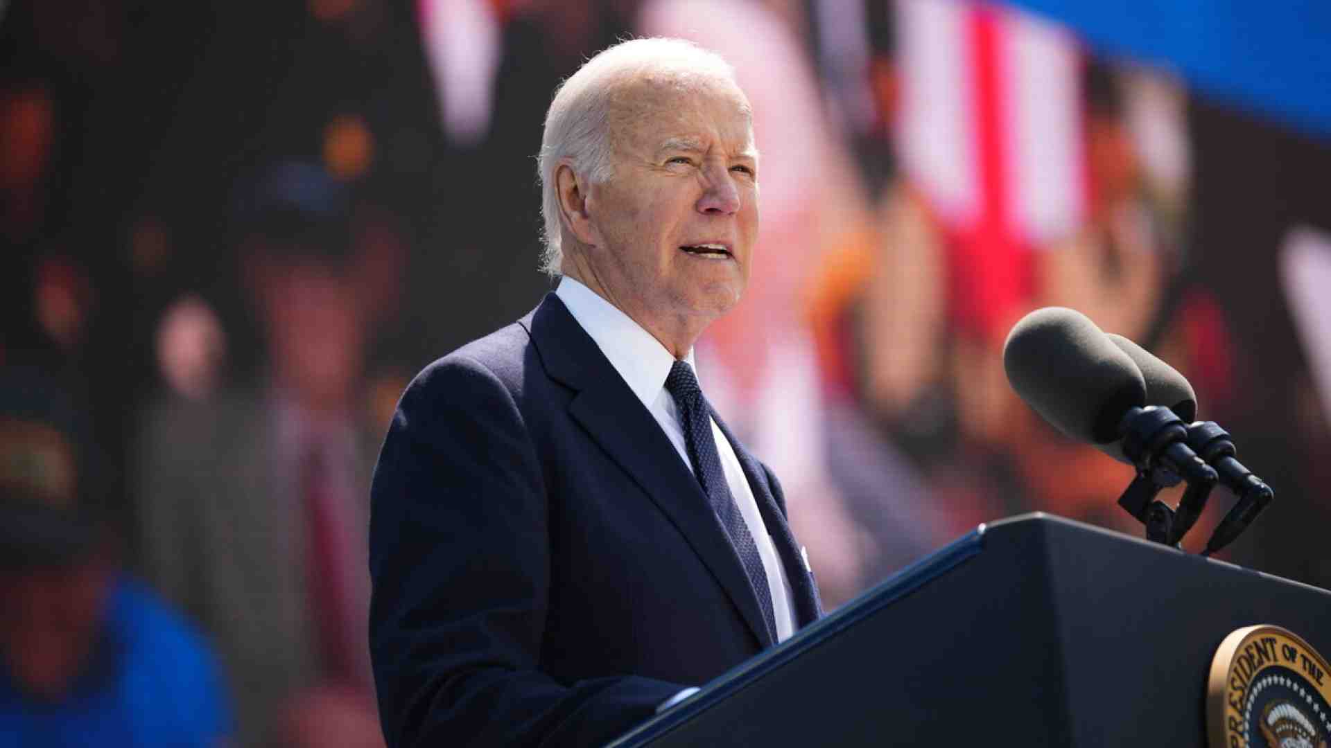 Immagine di Biden evoca Reagan per dire che l’isolazionismo fa perdere le guerre