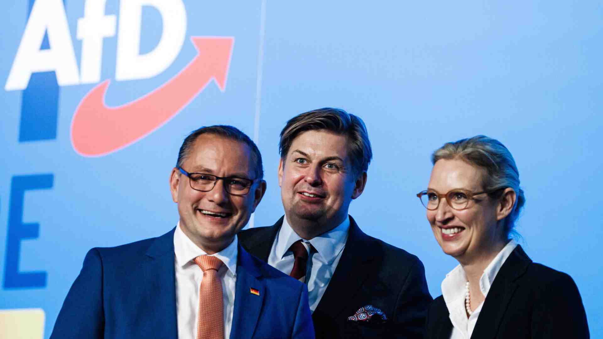 Immagine di L’AfD sfonda in Germania e manda un messaggio di pace a Salvini e Le Pen
