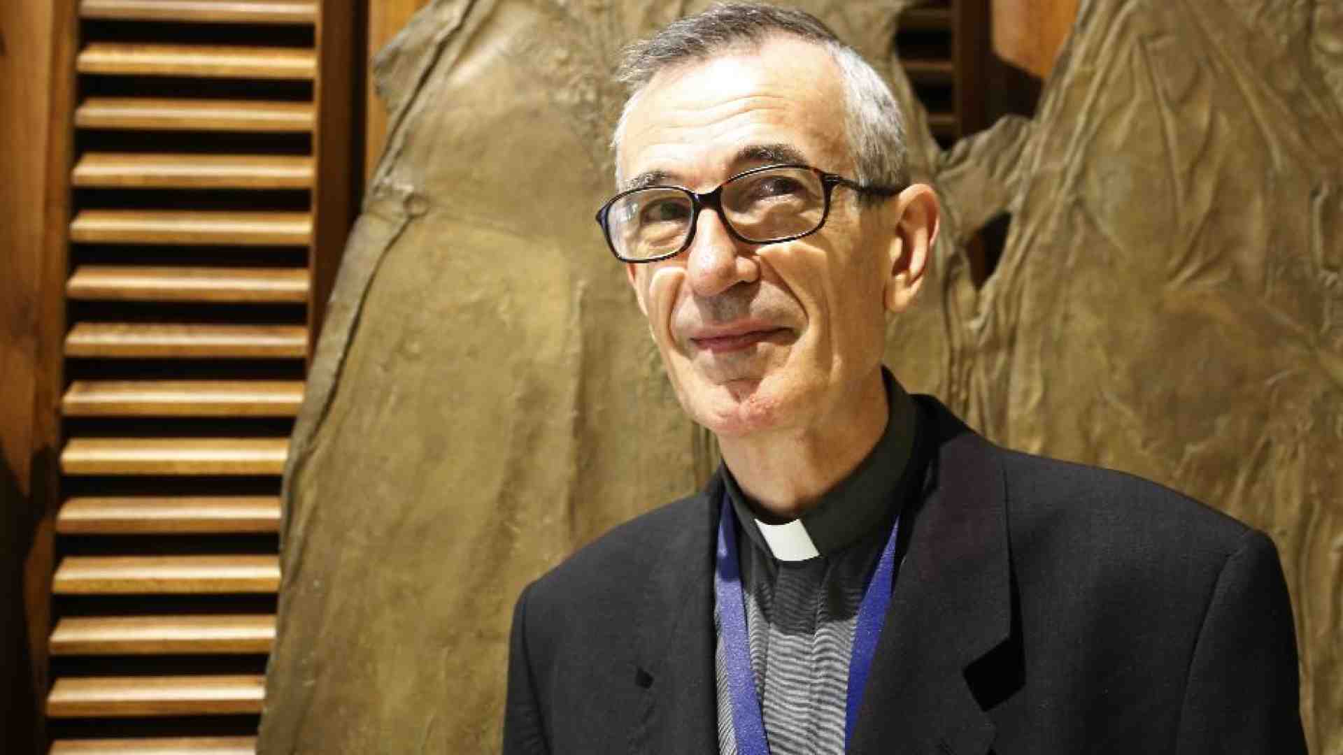 Immagine di Colombo: «Fede e scienza, è sempre una questione di ricerca»