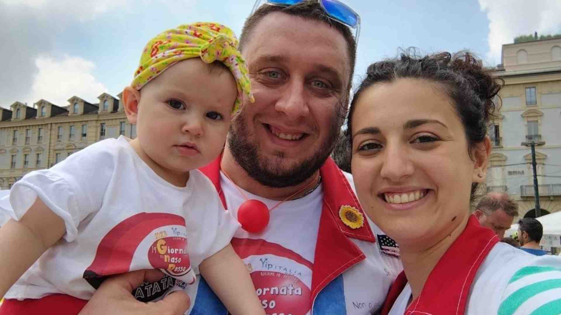 Immagine di Roberta e Marco: fare i clown in corsia fa bene al nostro amore