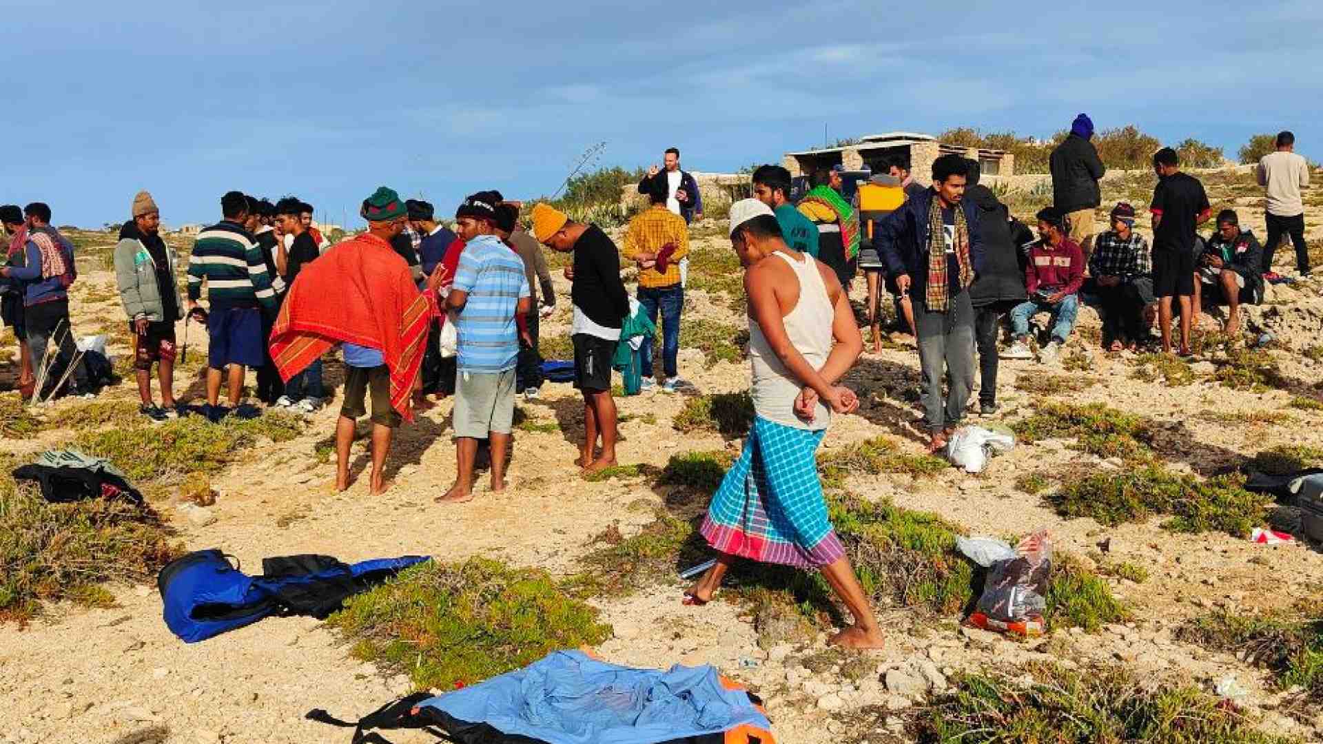 Immagine di Piantedosi: gli arrivi via mare sono diminuiti del 60% rispetto al 2023