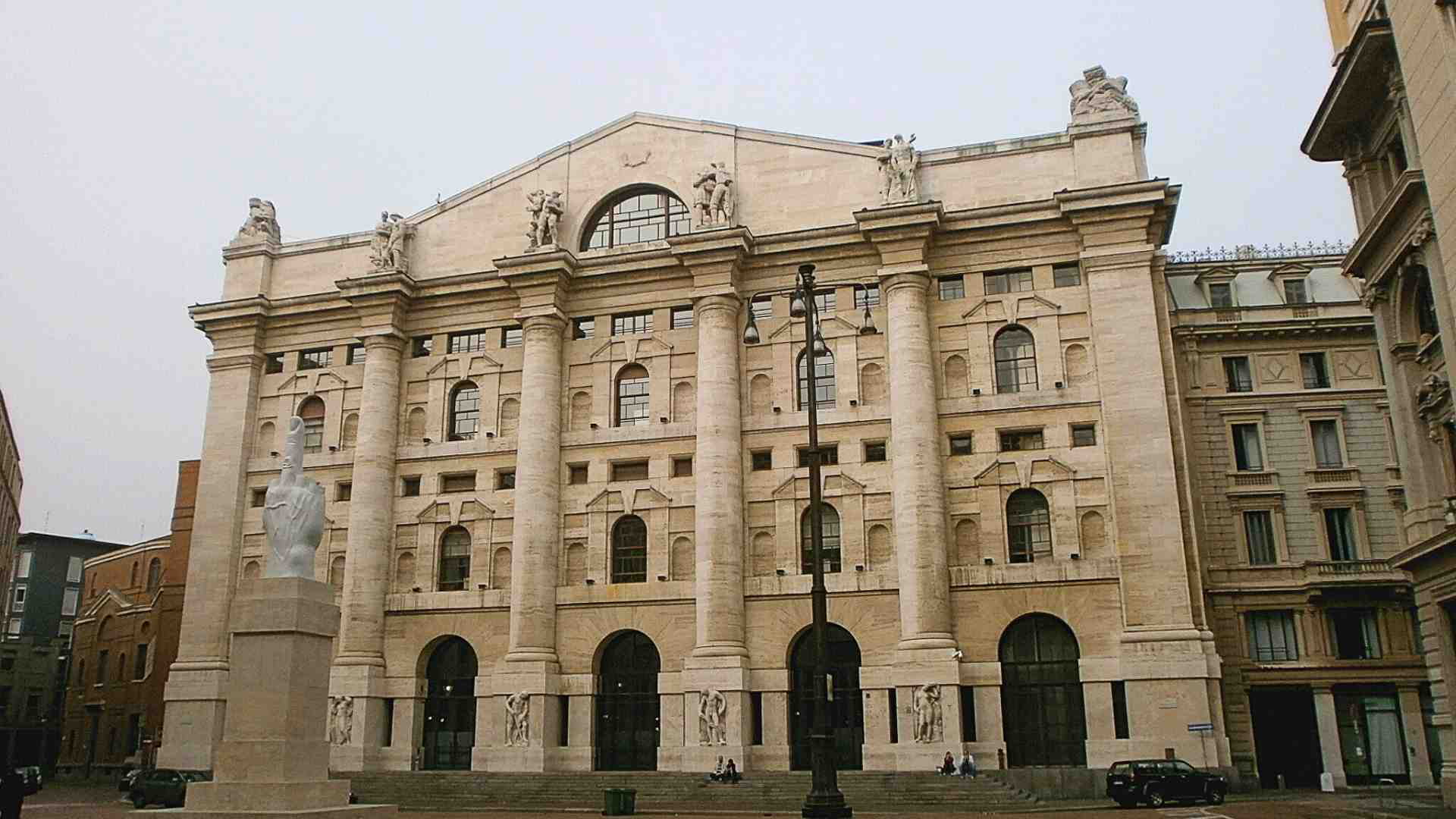 Immagine di Il contraccolpo francese sulle borse europee contagia l'Italia