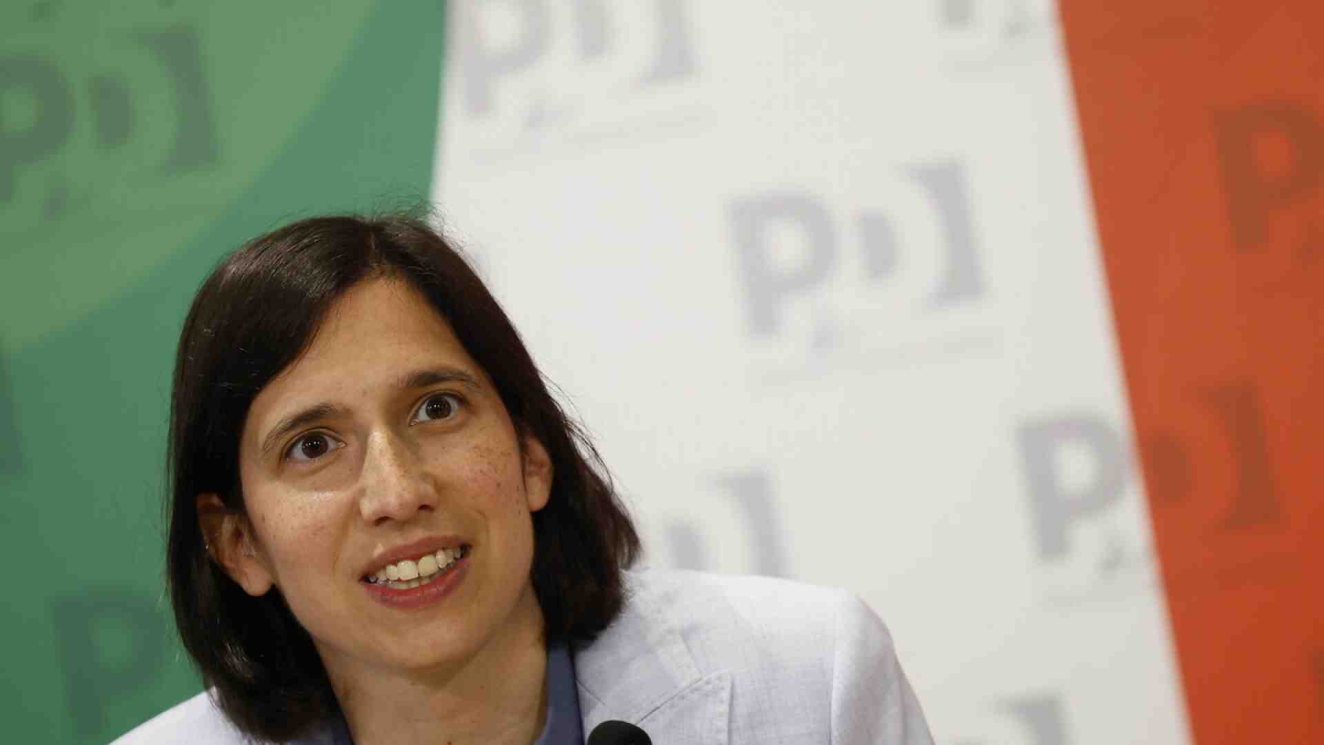 Immagine di After Schlein. Gli eurodem vogliono già tornare a Roma. Nardella punta a fare il capodelegazione Pd