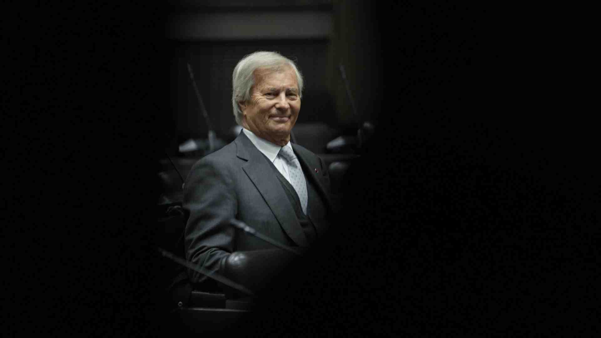 Immagine di Vincent Bolloré, la mente dietro il patto (col diavolo) tra Rn e gollisti