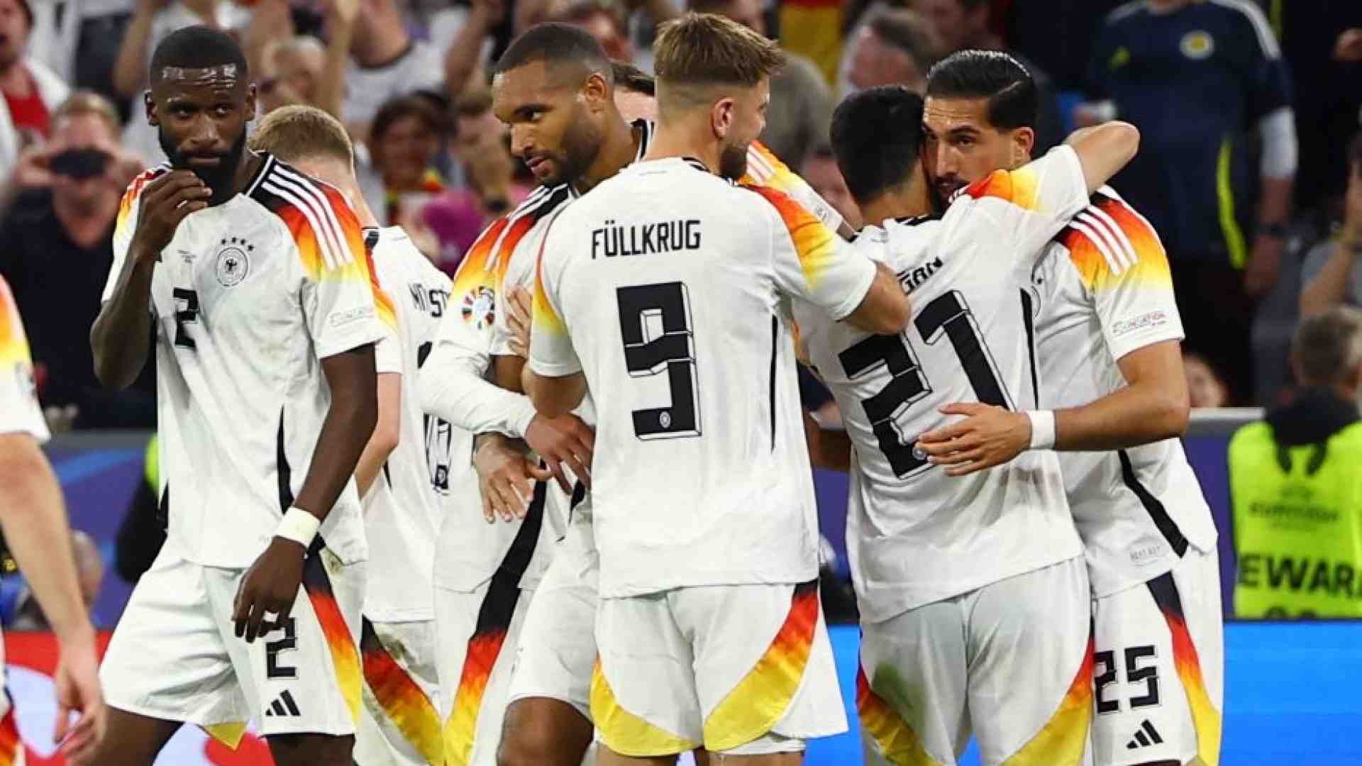 Immagine di Germania a valanga sulla Scozia