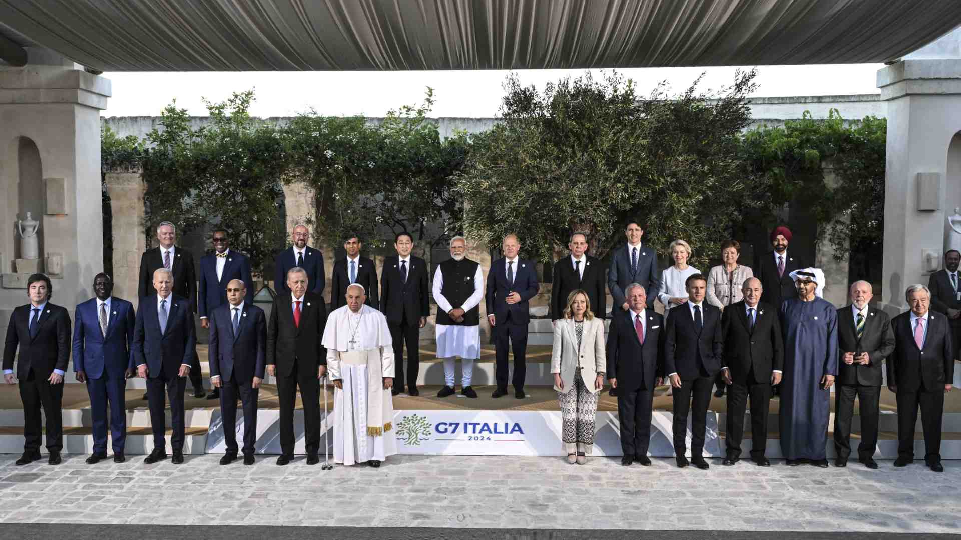 Immagine di «L'intelligenza artificiale resti a servizio dell'uomo. Serve l'etica»