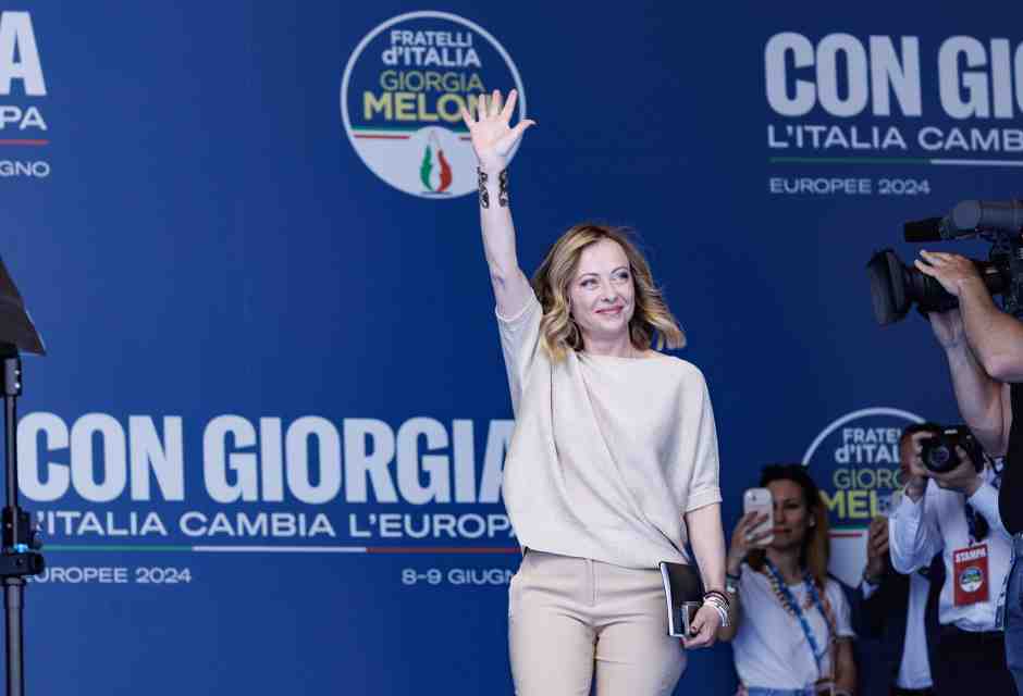 Meloni e la bolla FdI: nei comuni il suo partito viene stracciato da Pd. Mancano gli amministratori