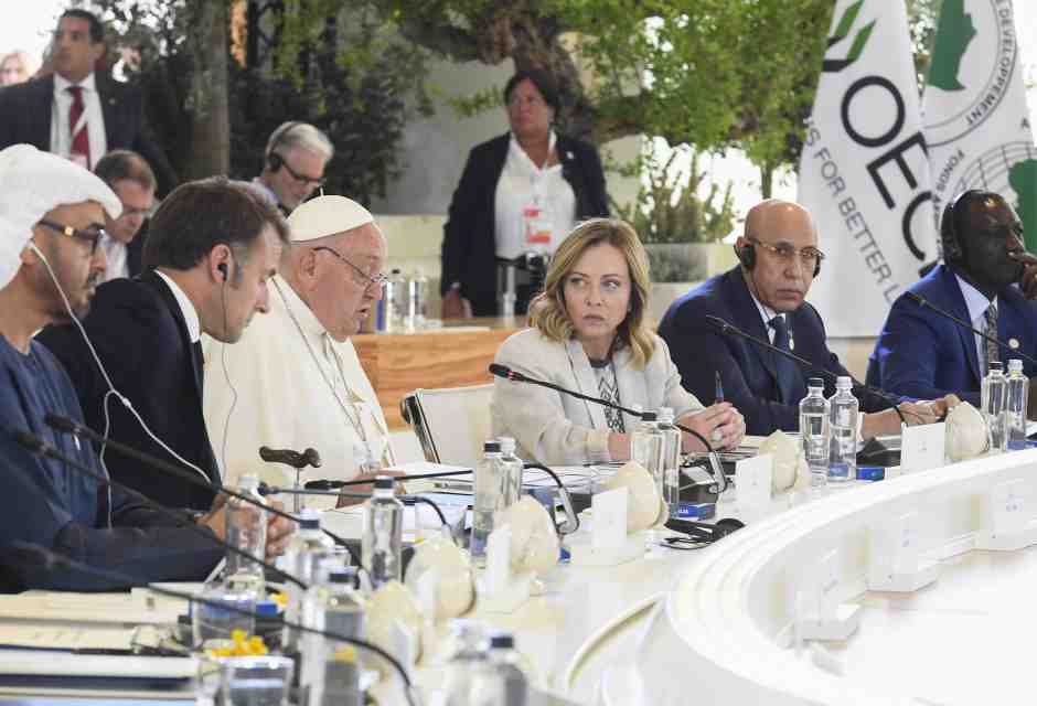 I potenti del mondo a lezione dal Papa