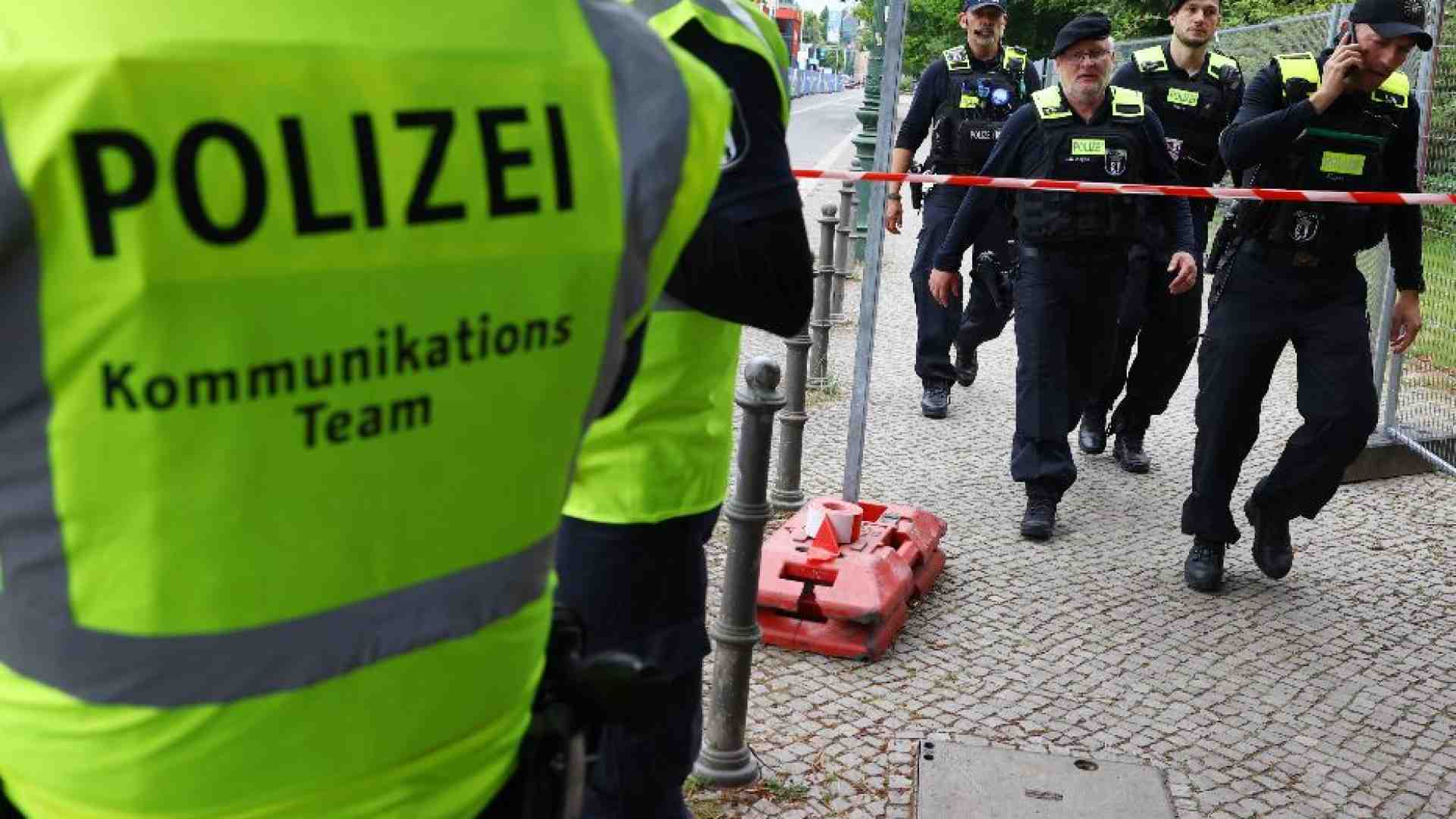 Immagine di Due bimbe ghanesi aggredite per strada da una “squadraccia” di venti persone