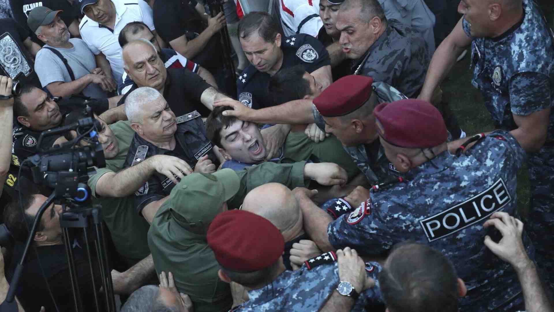 Immagine di Chi ha tradito l'Armenia, che lascia la Csto