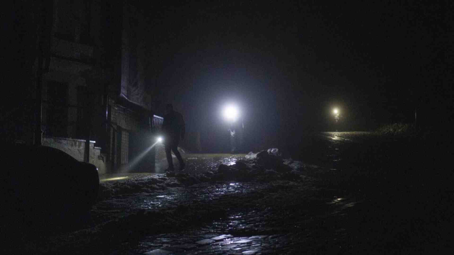 Immagine di Al buio senza elettricità. Così gli ucraini si preparano al peggio