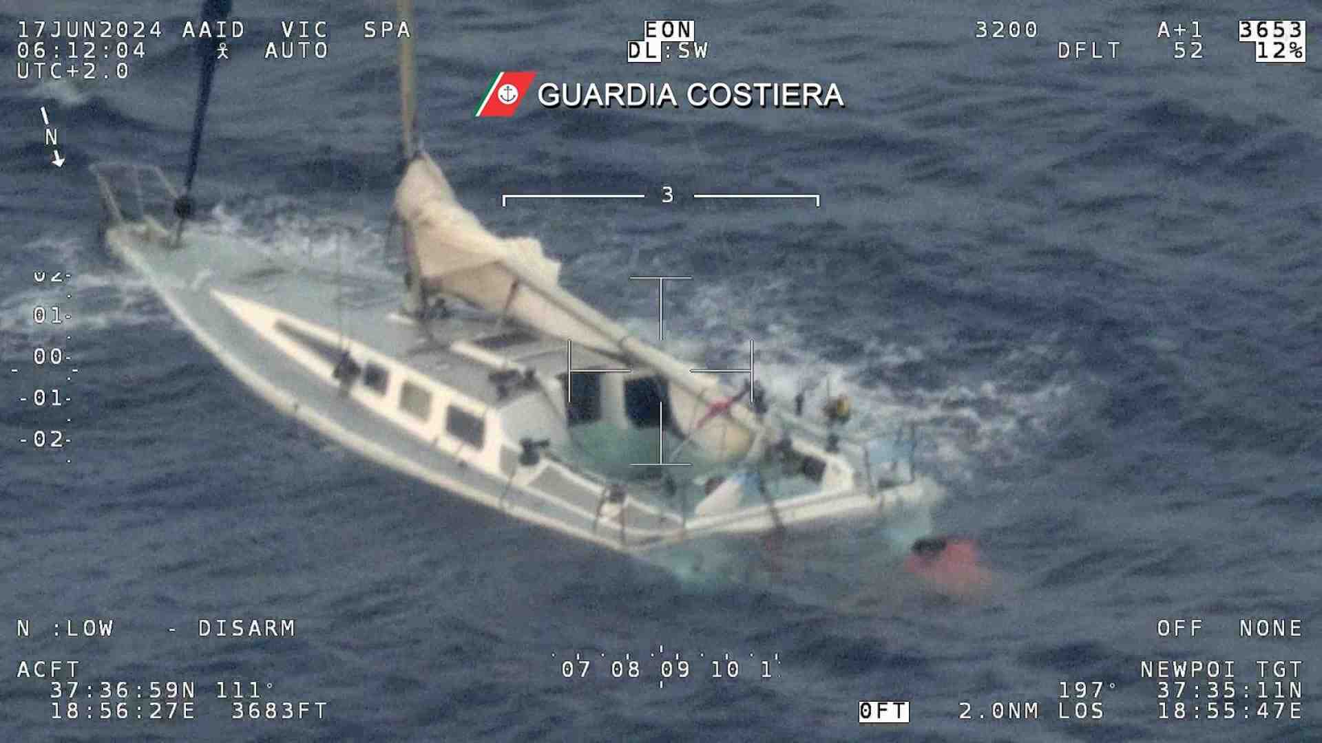 Immagine di Duplice naufragio nel Mediterraneo, decine di vittime. Molti sono bambini