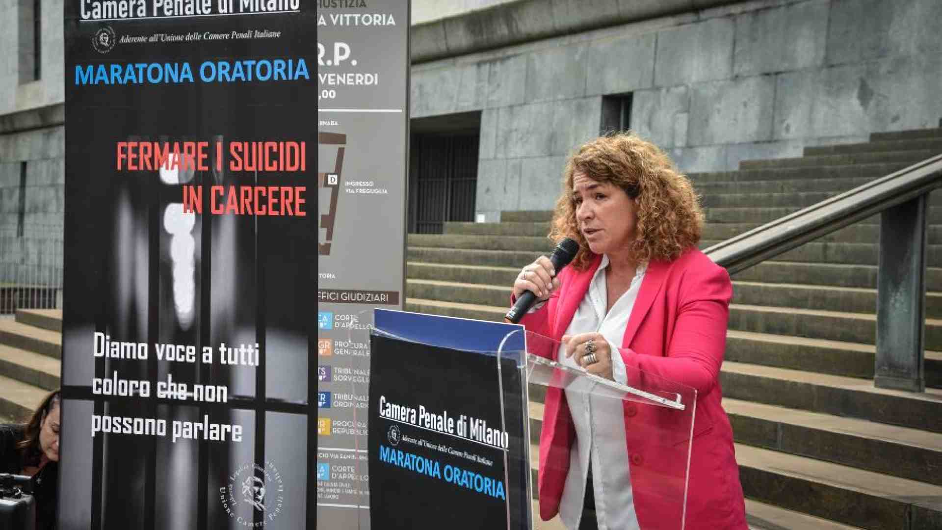 Immagine di Dall'inizio dell'anno 44 suicidi in carcere. La protesta dei garanti