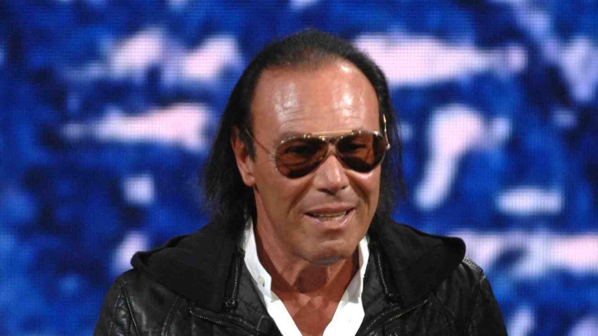 Immagine di Venditti: «Il mio esame? Ricordo solo matematica»