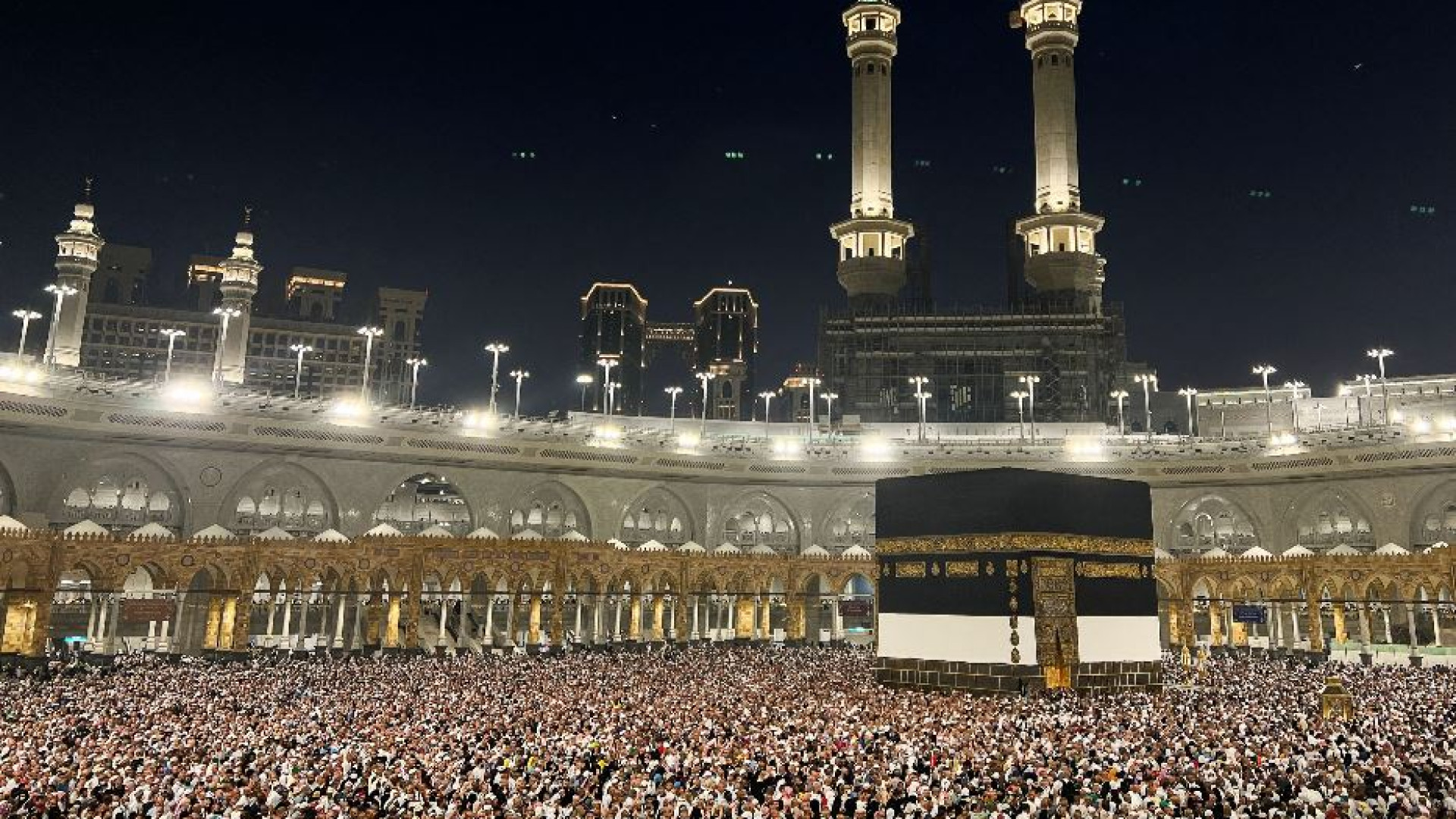 Immagine di «Forse 900 le vittime del pellegrinaggio alla Mecca»