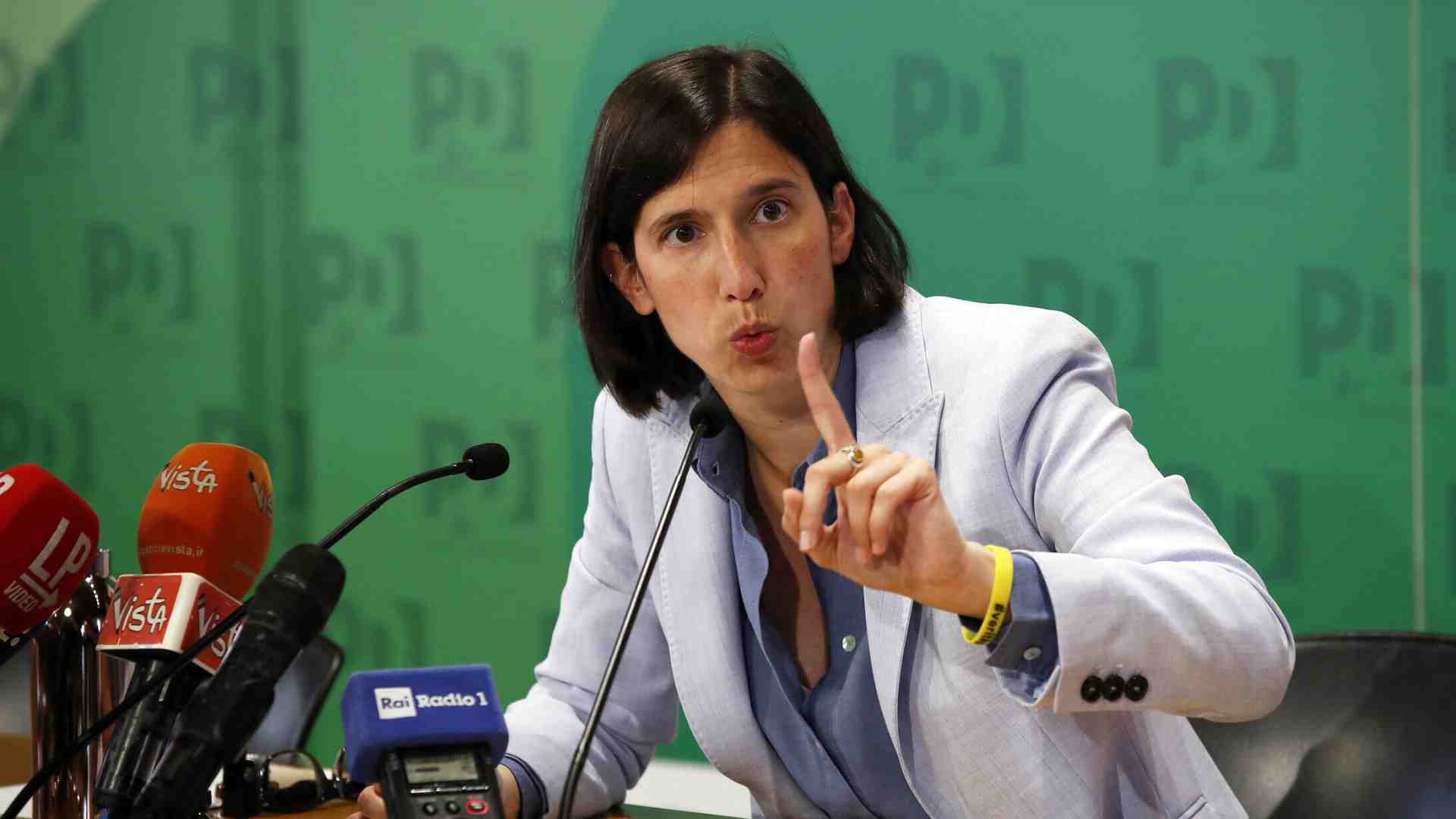 Immagine di Il Pd non si fida di Conte, in Europa Schlein ha in testa uno scambio