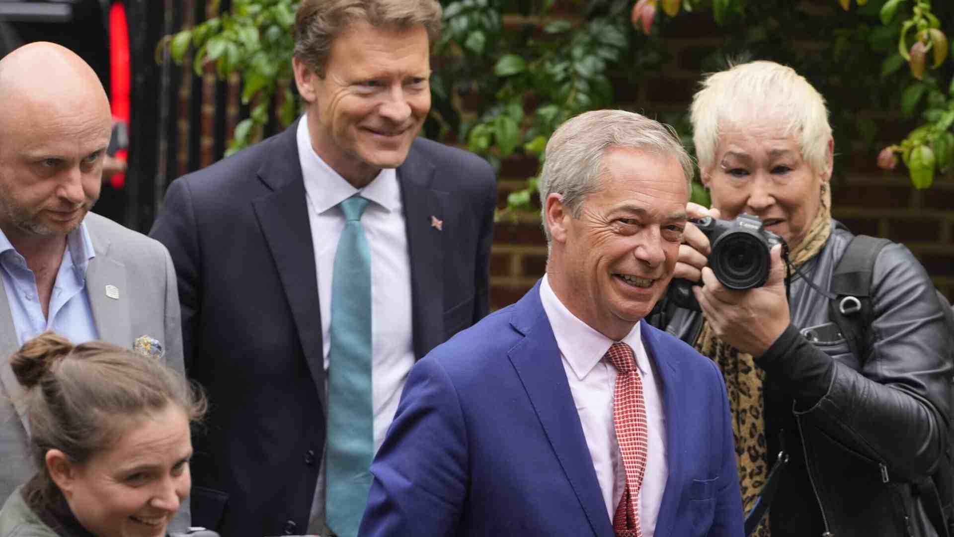 Immagine di Nigel Farage vuole guidare la destra britannica, al prossimo giro