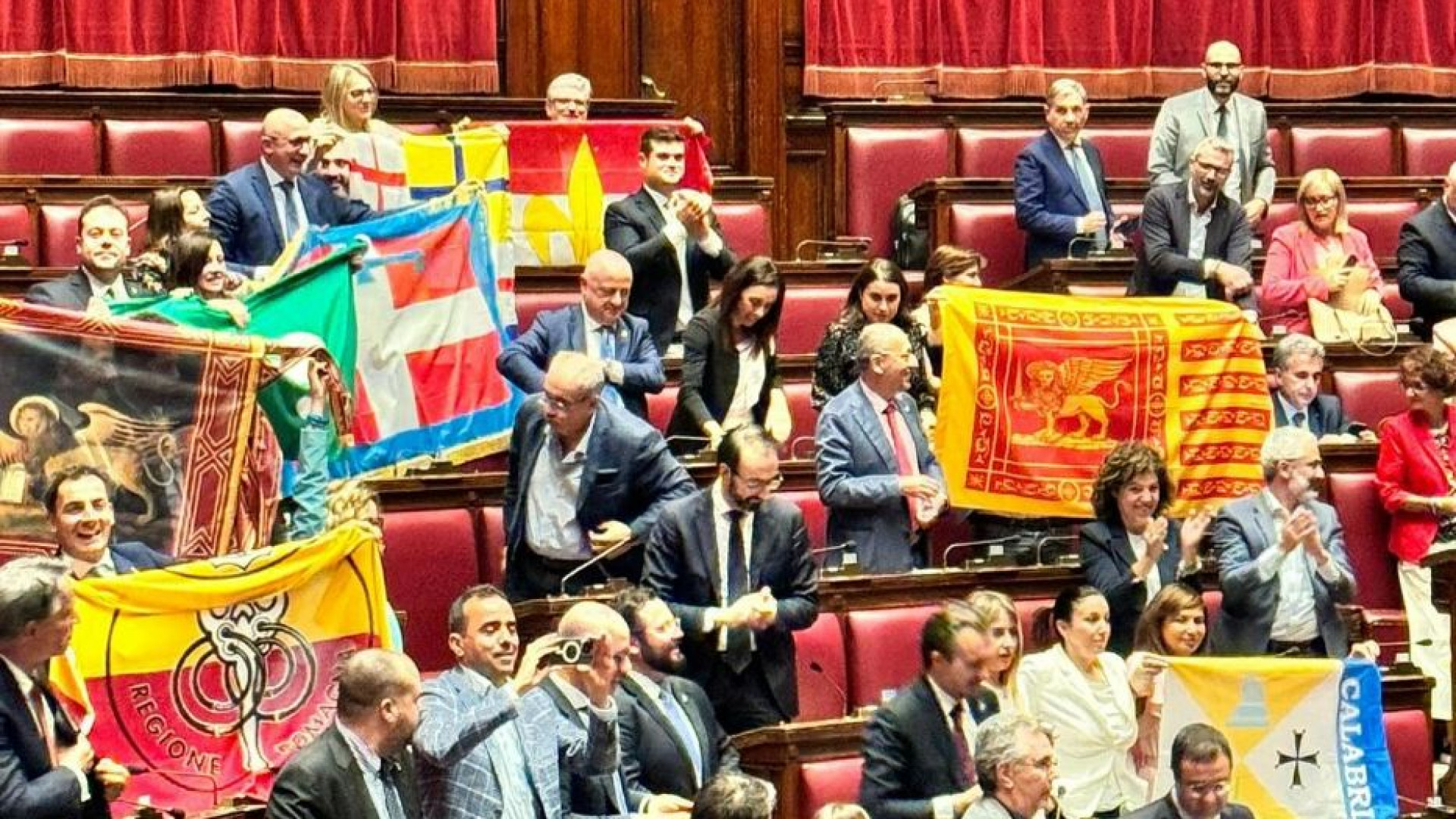 Immagine di Ddl-autonomia: cosa prevede, i rischi per il Paese e la partita politica