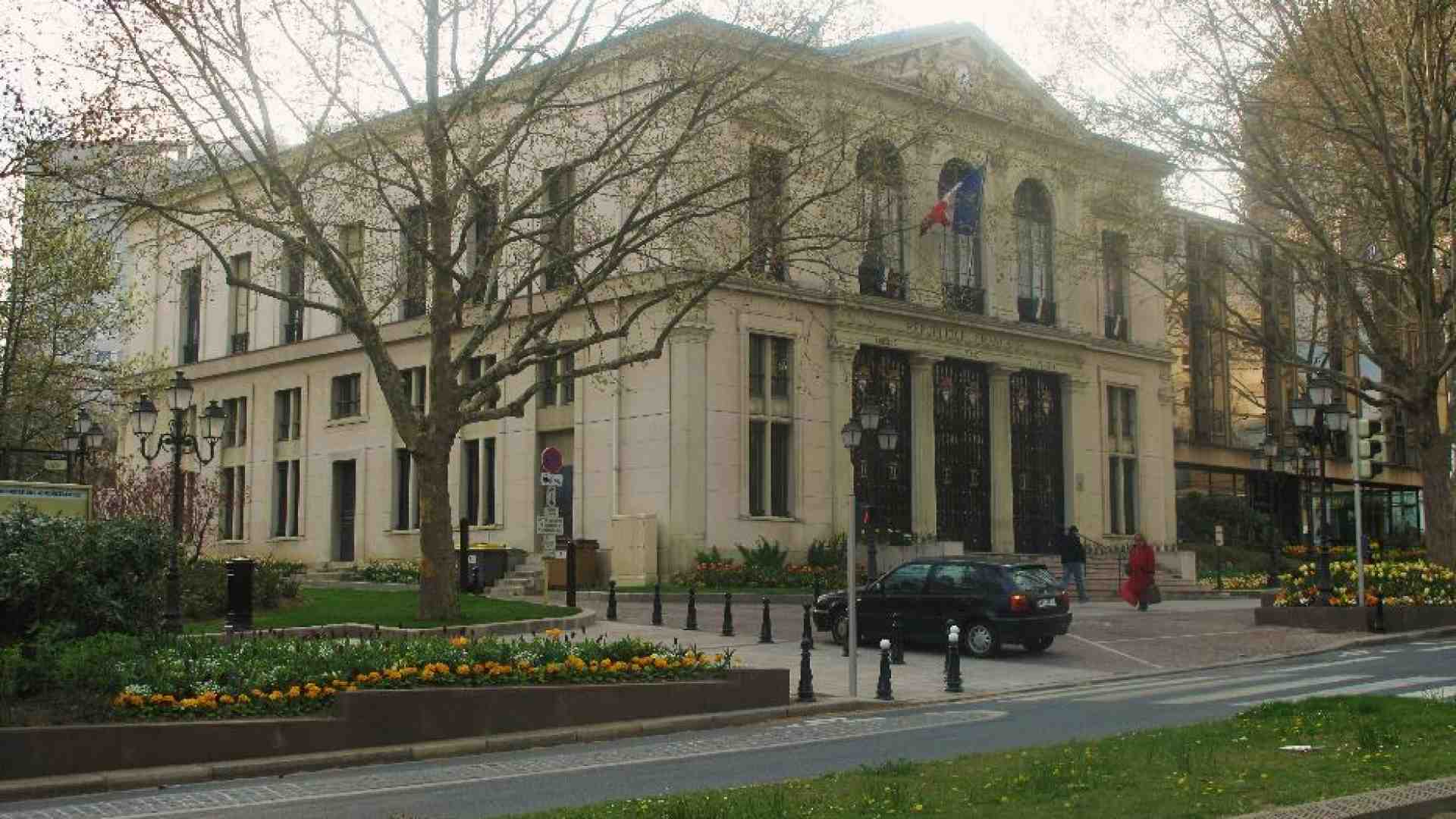 Immagine di A Parigi la violenza antisemita su una 12enne è diventata un caso politico